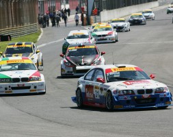 In Gara 2 straordinaria condotta del binomio Meloni "Senior"-Ferraresi, secondi con la Bmw M3 E46