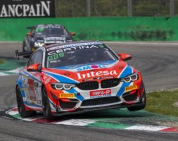 Questo weekend Paolo Meloni e Max Tresoldi scendono in pista con la BMW M4 nel round d