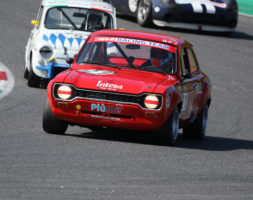 Padre e figlio vanno a segno con la Ford Escors RS 2000 del W&D Racing Team