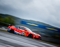 IL BINOMIO DEL W&D RACING TEAM AFFRONTA CON LA BMW M4 GT4 L